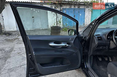 Хэтчбек Toyota Auris 2008 в 