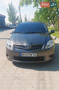 Хетчбек Toyota Auris 2011 в Одесі