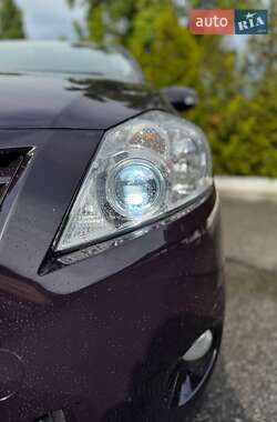 Хэтчбек Toyota Auris 2010 в 
