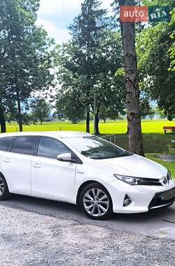 Універсал Toyota Auris 2014 в Львові