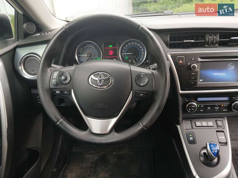 Універсал Toyota Auris 2014 в Києві