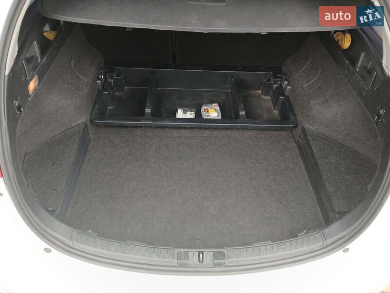 Універсал Toyota Auris 2014 в Києві