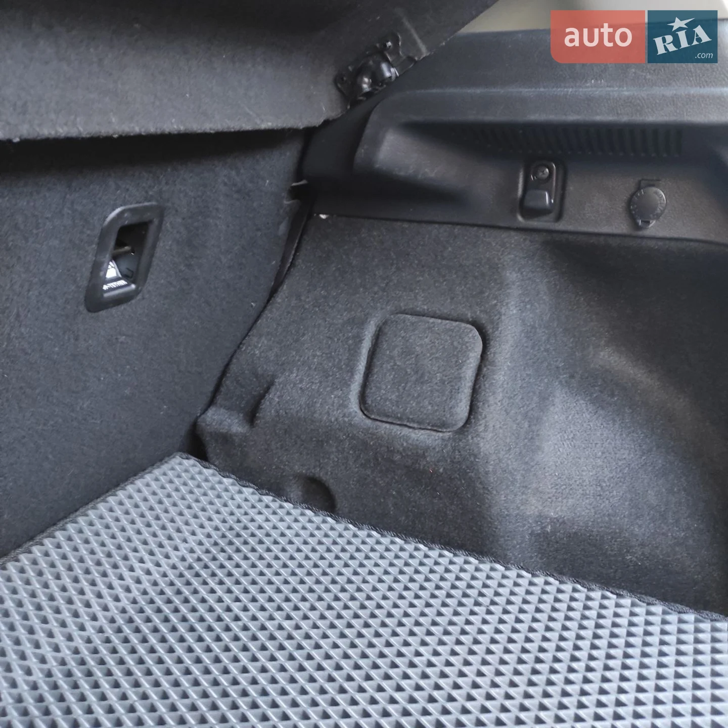 2013 Toyota Auris - мініатюра 53