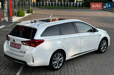 Универсал Toyota Auris 2014 в 