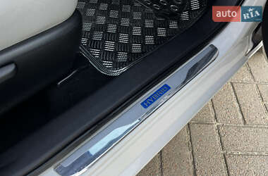 Универсал Toyota Auris 2014 в 