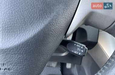 Хетчбек Toyota Auris 2007 в 