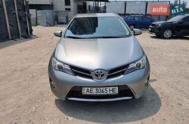 Хетчбек Toyota Auris 2013 в Запоріжжі