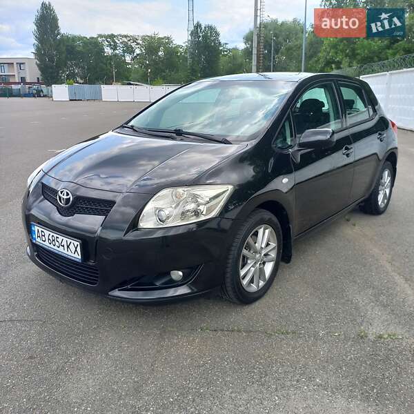 Toyota Auris 2009
