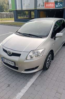 Хэтчбек Toyota Auris 2007 в Шептицькому