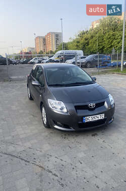 Хетчбек Toyota Auris 2007 в Львові