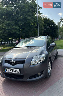 Хетчбек Toyota Auris 2009 в Луцьку