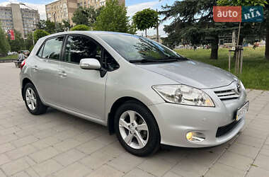 Хетчбек Toyota Auris 2012 в Києві