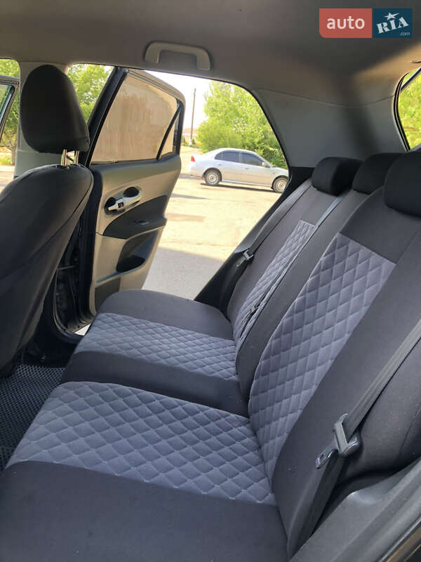 Хэтчбек Toyota Auris 2008 в Одессе