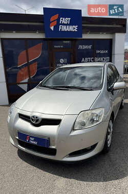 Хэтчбек Toyota Auris 2009 в Киеве