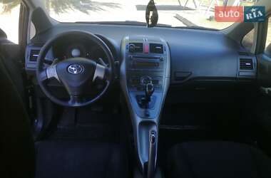 Хетчбек Toyota Auris 2008 в Івано-Франківську