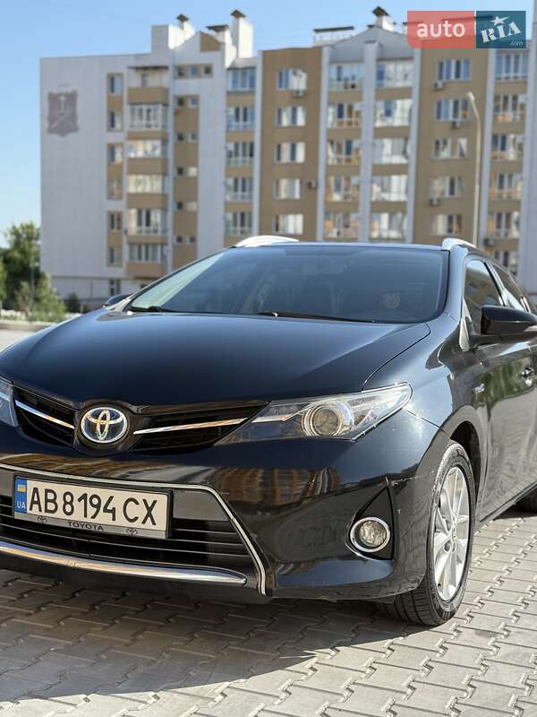 Універсал Toyota Auris 2014 в Вінниці
