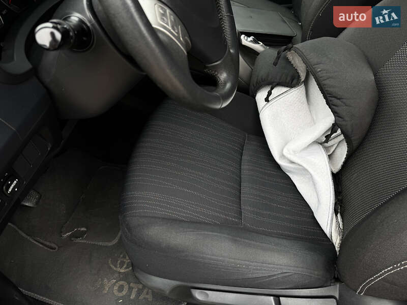 Хетчбек Toyota Auris 2009 в Біляївці фото 32 Хетчбек Toyota Auris 2009 в Біляївці