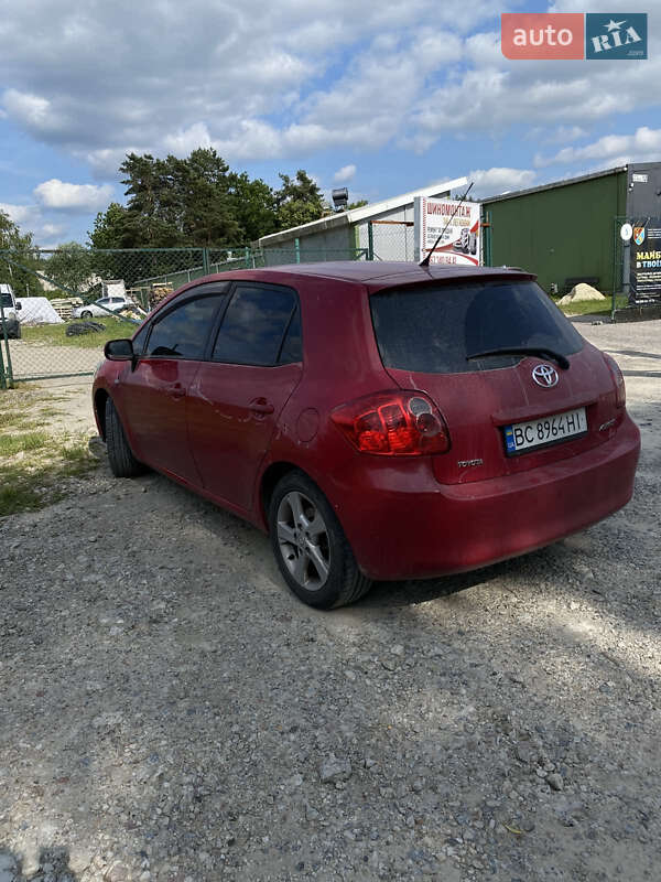 Хетчбек Toyota Auris 2009 в Львові