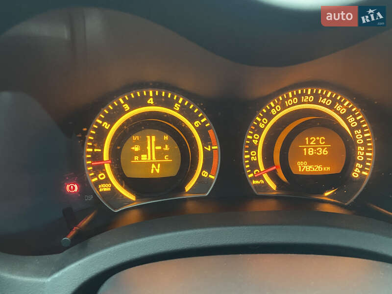 Хетчбек Toyota Auris 2007 в Дубні