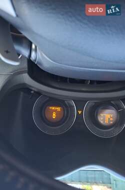 Хэтчбек Toyota Auris 2008 в 
