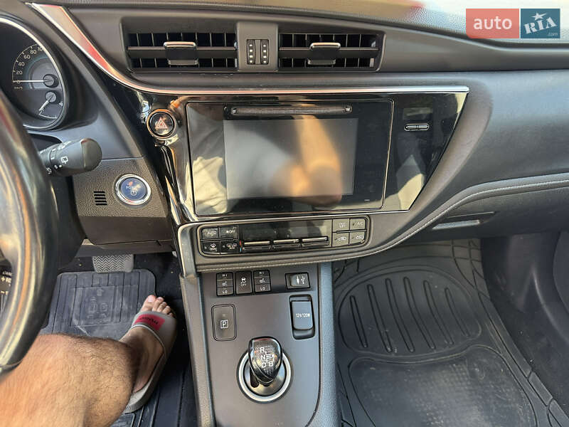 Универсал Toyota Auris 2015 в Житомире