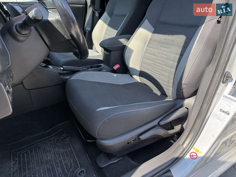 Универсал Toyota Auris 2015 в Житомире