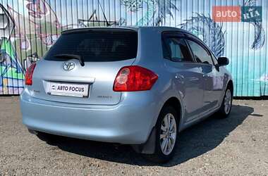 Хетчбек Toyota Auris 2007 в 