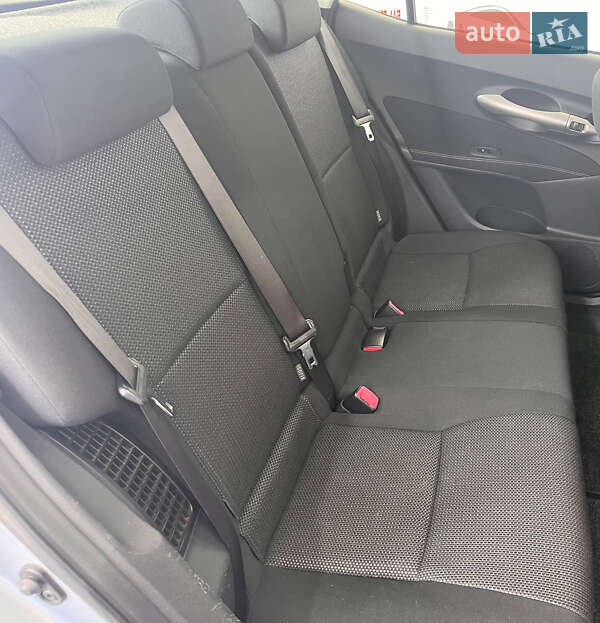 Хэтчбек Toyota Auris 2012 в Львове