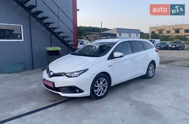 Універсал Toyota Auris 2016 в Калуші