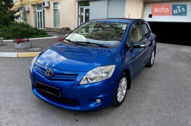 Хетчбек Toyota Auris 2011 в Харкові