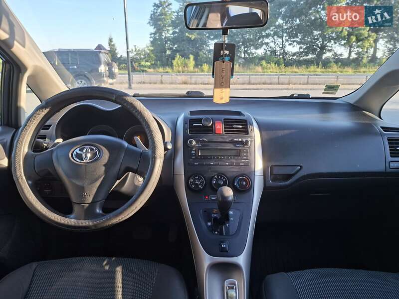 Хетчбек Toyota Auris 2008 в Тернополі