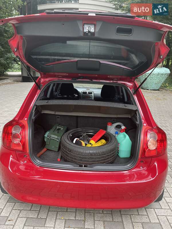 Хетчбек Toyota Auris 2007 в Києві