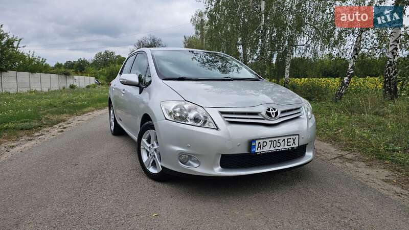 Toyota Auris 2010