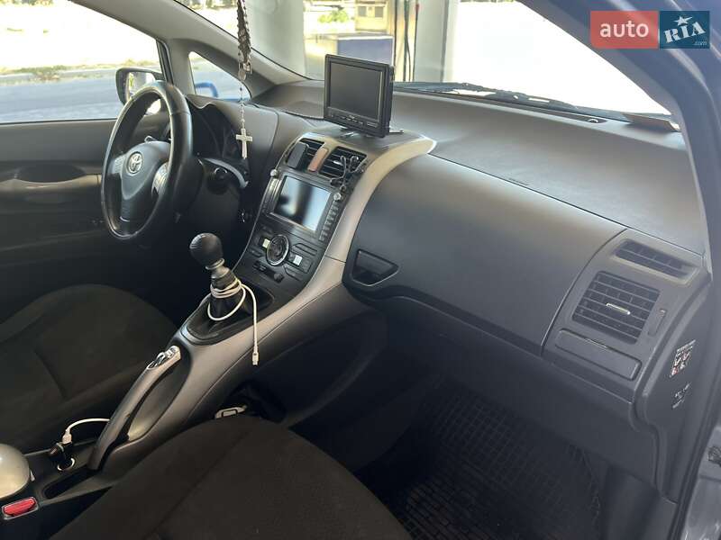 Хэтчбек Toyota Auris 2007 в Николаеве