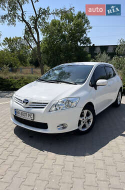 Хетчбек Toyota Auris 2011 в Одесі