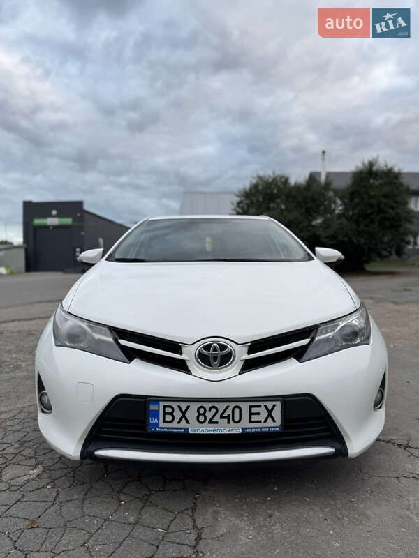 Хэтчбек Toyota Auris 2013 в Хмельницком фото 8 Хэтчбек Toyota Auris 2013 в Хмельницком