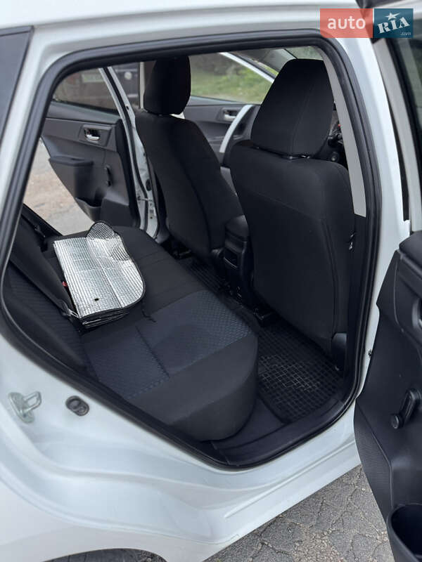 Хэтчбек Toyota Auris 2013 в Хмельницком фото 23 Хэтчбек Toyota Auris 2013 в Хмельницком