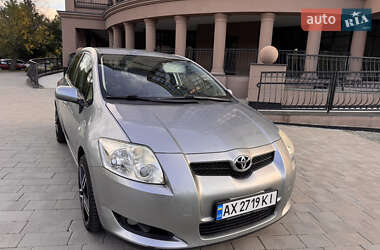 Хэтчбек Toyota Auris 2009 в Харькове