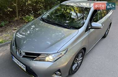 Універсал Toyota Auris 2014 в Житомирі