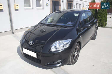 Хэтчбек Toyota Auris 2008 в Киеве