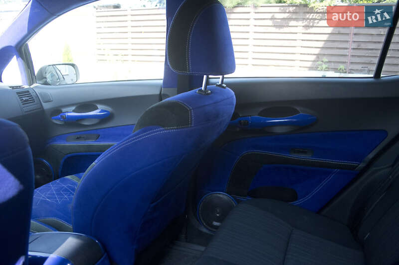 Хетчбек Toyota Auris 2008 в Києві фото 9 Хетчбек Toyota Auris 2008 в Києві