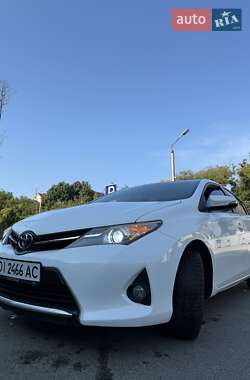 Хэтчбек Toyota Auris 2013 в Киеве