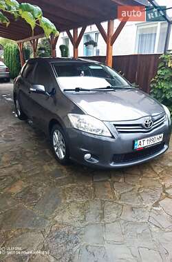 Хэтчбек Toyota Auris 2010 в Богородчанах