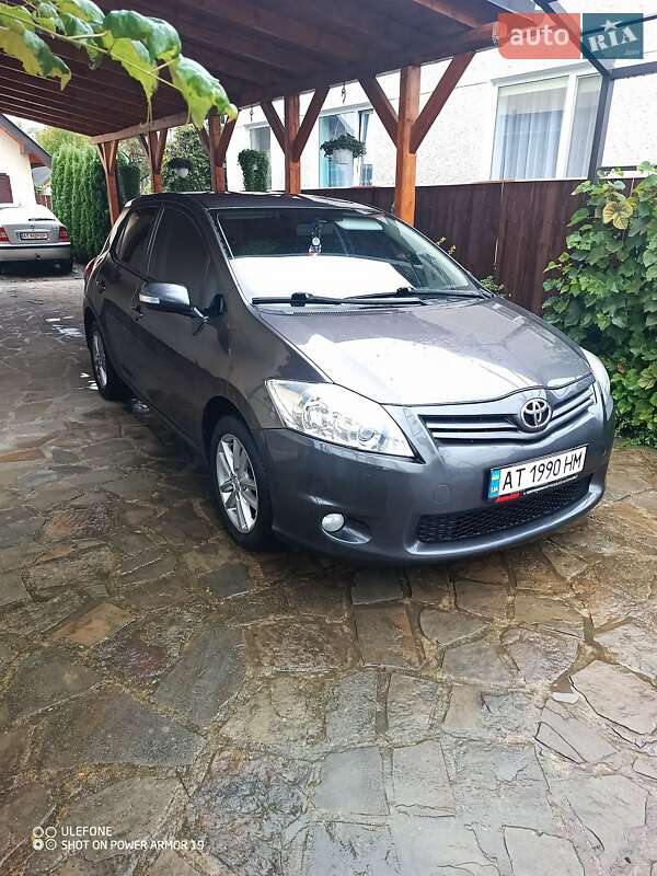 Toyota Auris 2010