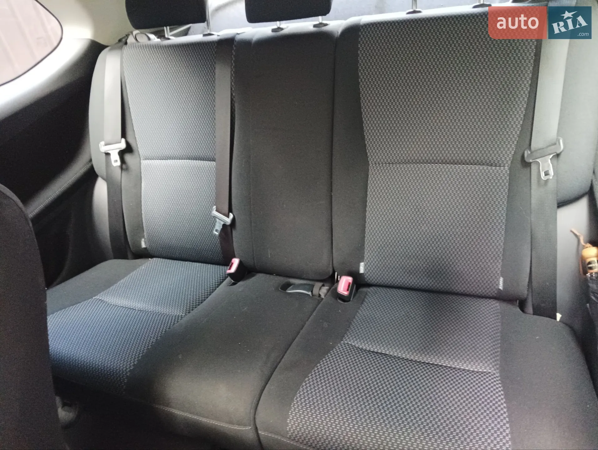 2010 Toyota Auris - мініатюра 9