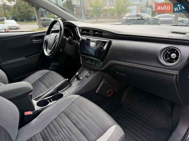 Універсал Toyota Auris 2018 в Києві фото 15 Універсал Toyota Auris 2018 в Києві