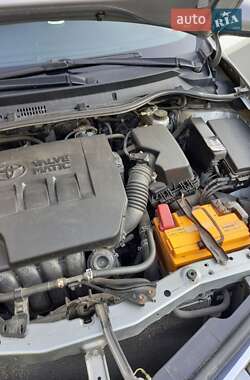 Универсал Toyota Auris 2014 в 