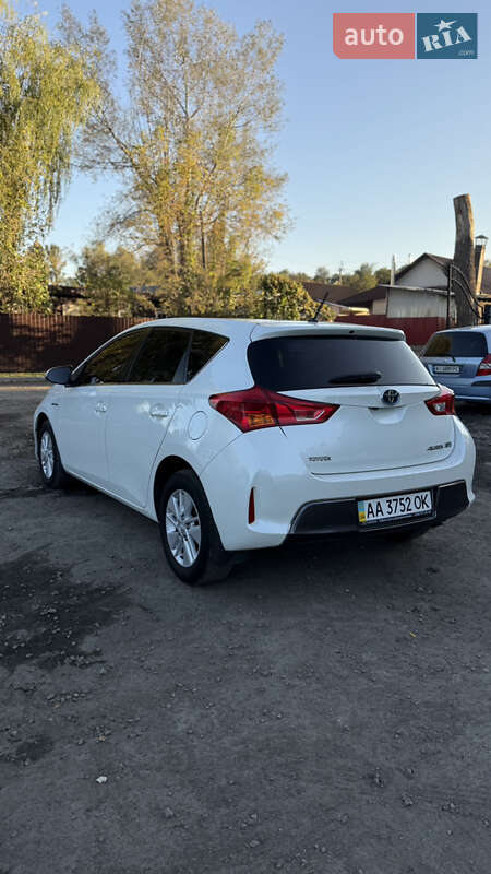 Хетчбек Toyota Auris 2014 в Василькові
