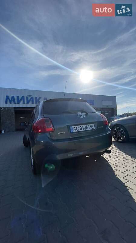 Хетчбек Toyota Auris 2008 в Луцьку