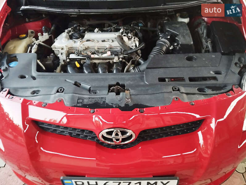 Хэтчбек Toyota Auris 2008 в Одессе